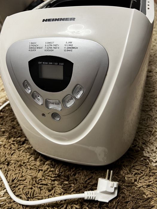 Masina de facut paine Heinner