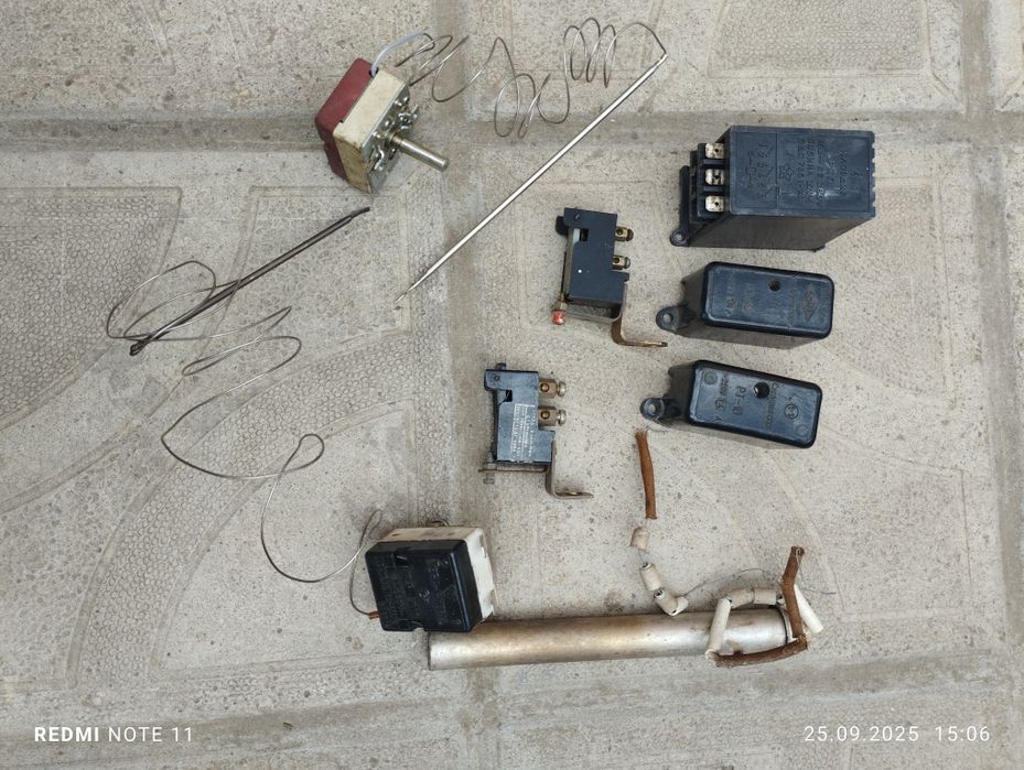 Продавам релета, Термо защити...