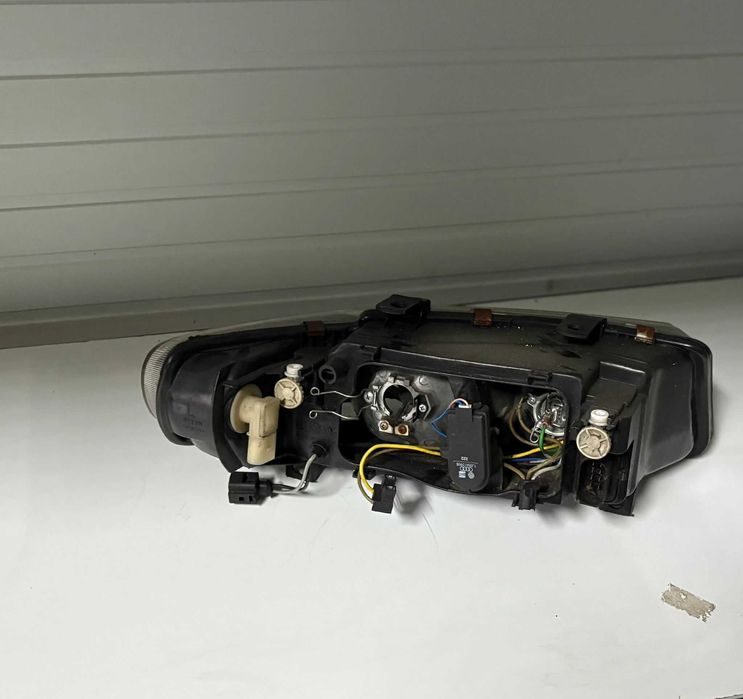 Far stanga Seat Toledo 2005