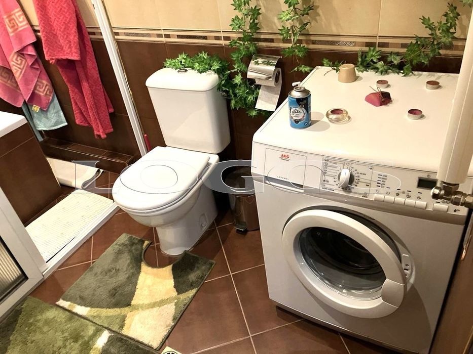 Продава се Тристаен апартамент в Варна, Базар Левски - 100 кв.м за 2970 €/кв.м - Снимка #10