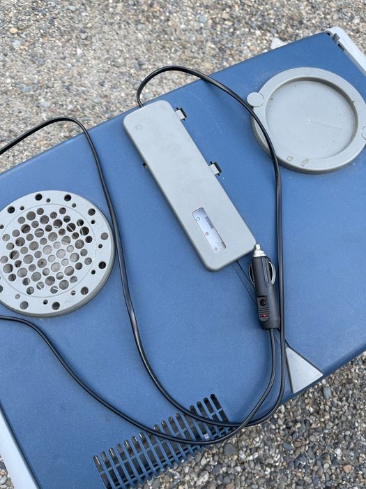 Автомобильный холодильник