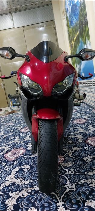 Honda cbr1000rr fireblade