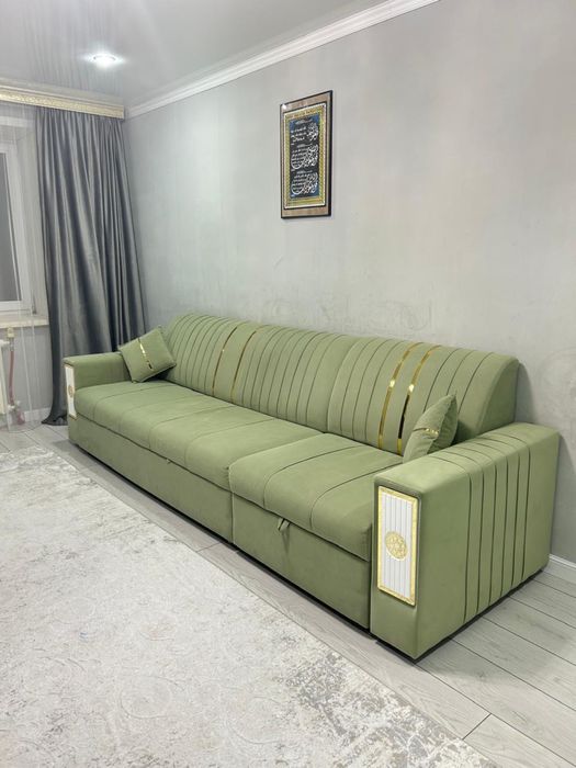 Продам диван в хорошем состояние