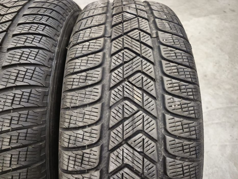 4 anvelope iarna Pirelli 235 65 17 aproape noi// DOT 2024
