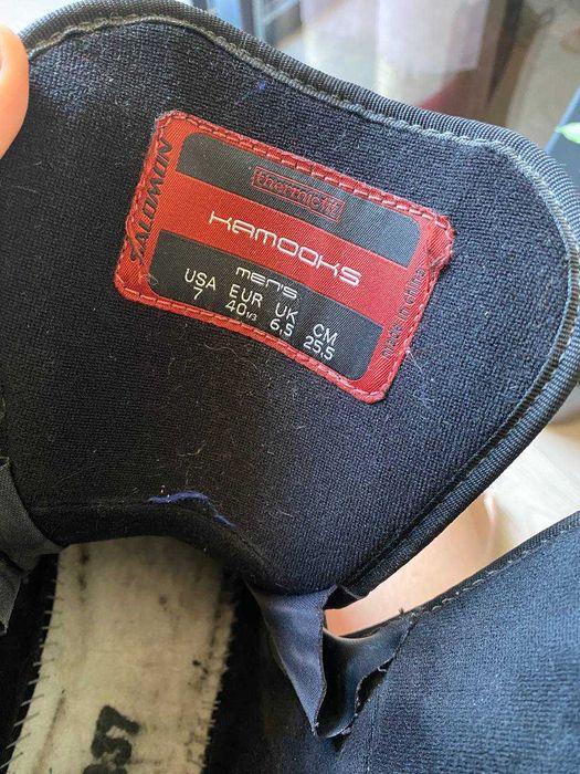 Сноуборд комплект 4в1: Burton 155 см + ботуши Kamooks EUR 40 + автомати + каска