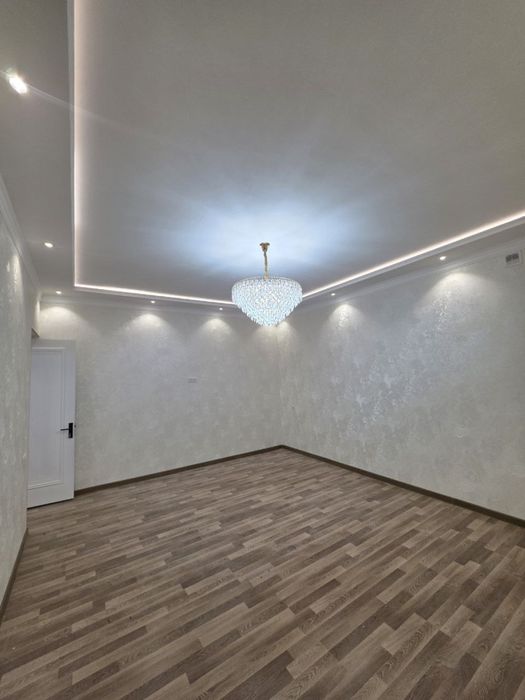 Nazarbek ittifoqda yengi masjid oldida yengi uchaska sotiladi