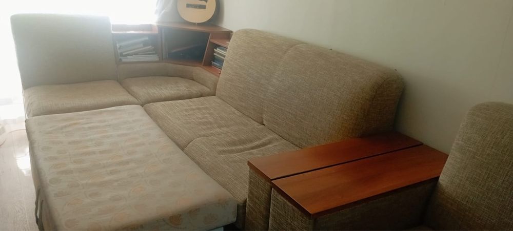 Продам диван в хорошем состояний. Торг!