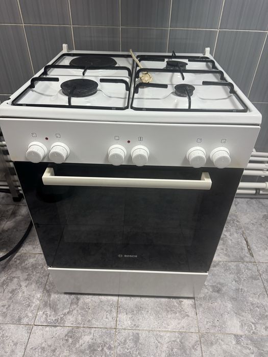 Продам газплиту фирмы BOSCH
