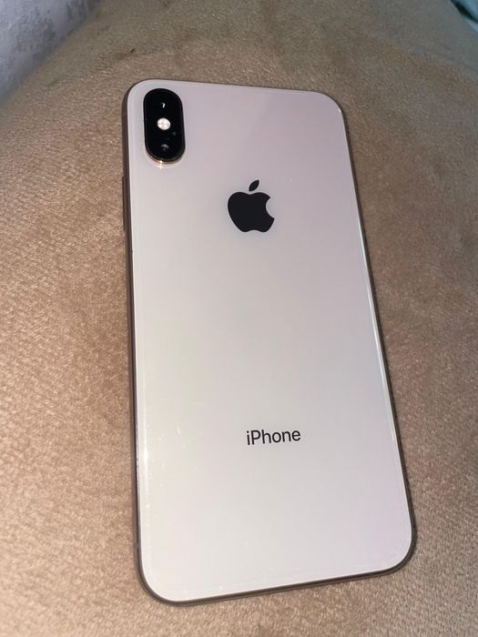 Продам айфон  xs