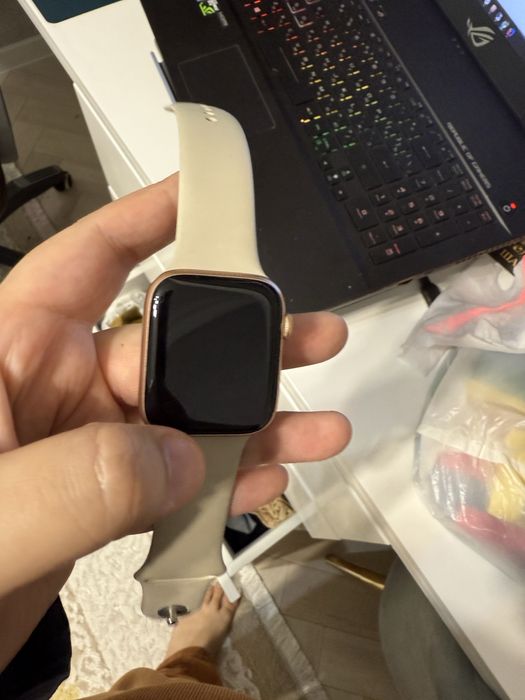 Apple watch SE 44mm alum
