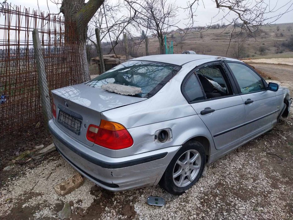 БМВ На части 318 2000г BMW