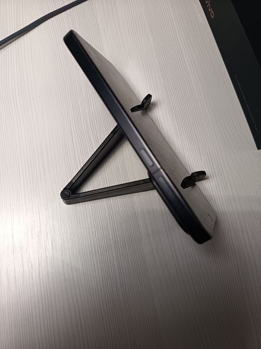 Продам смартфон vivo X200 FE