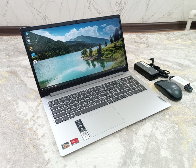 НОУТБУК Lenovo RYZEN 3 Современный.