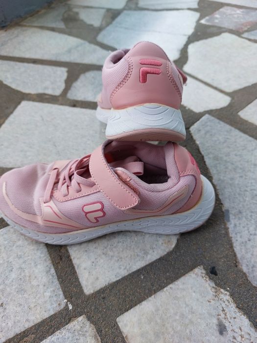 Маратонки Fila за момипе