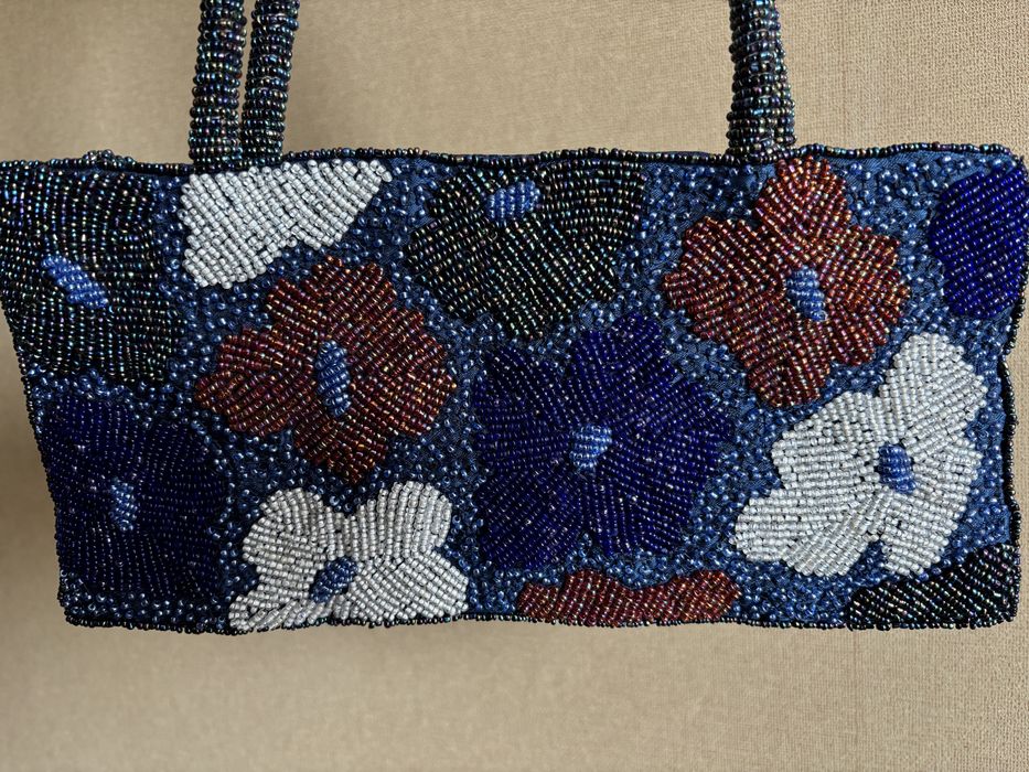 Сумочки вышитая бисером из Индии.