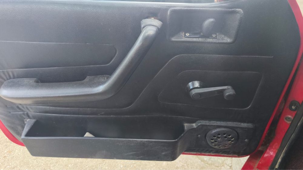 Vand dacie zambetul lui Iliescu