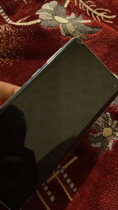 Samsung s10 хороший экран рабочий
