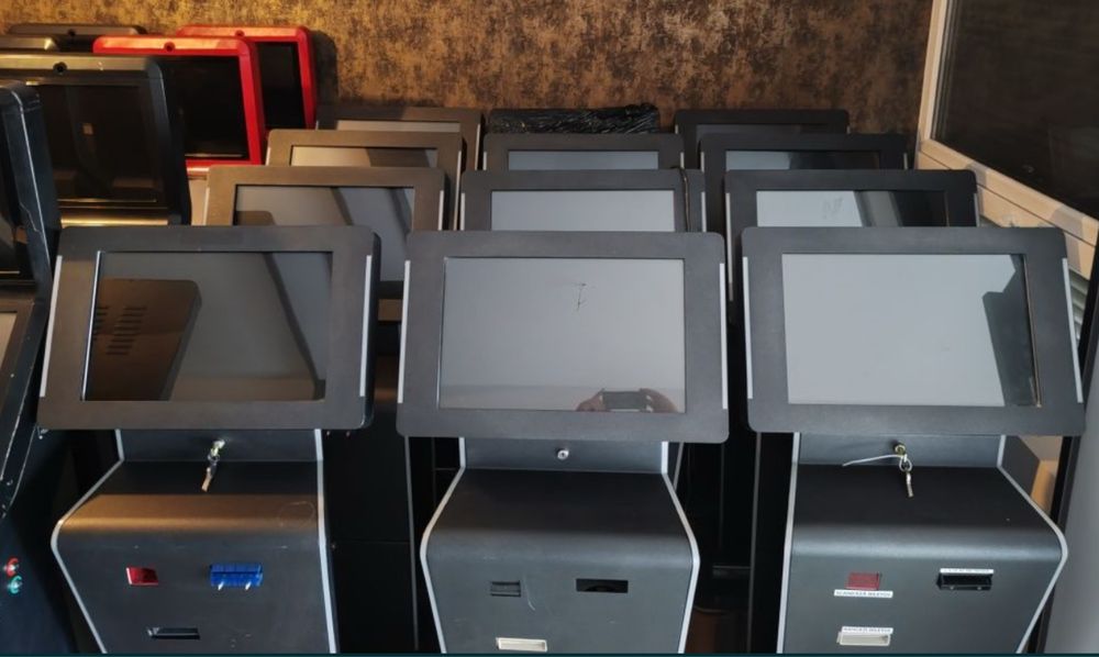 Terminal de plată facturi / pariuri sportive / info chiosc –LED 22"