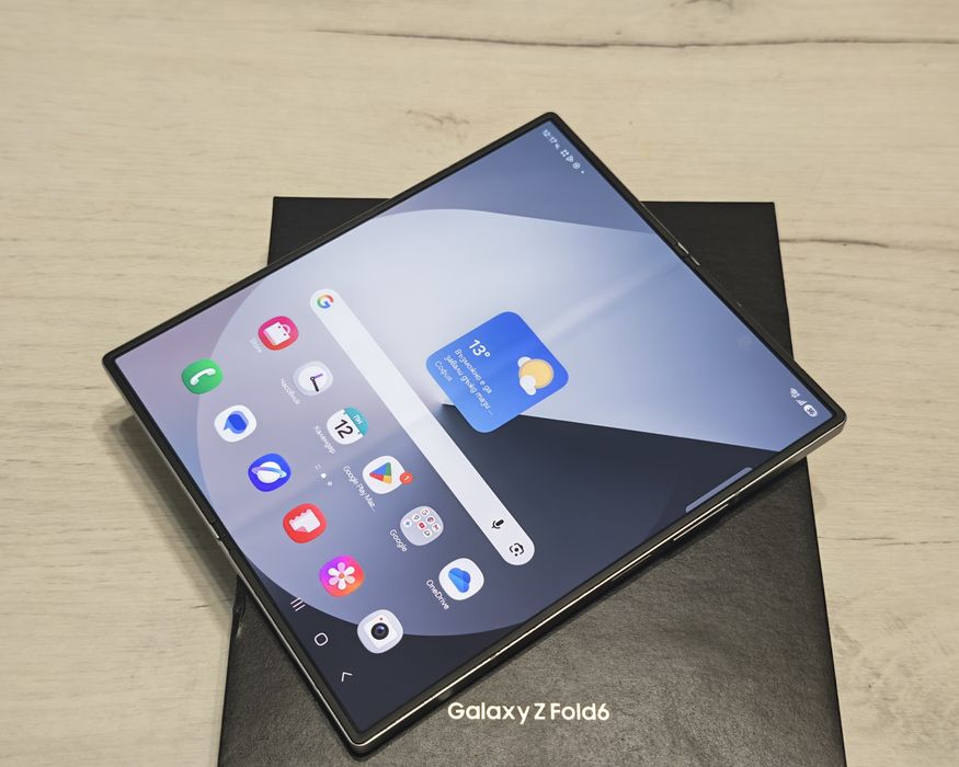 Samsung Galaxy Z Fold6 512 GB Гаранция