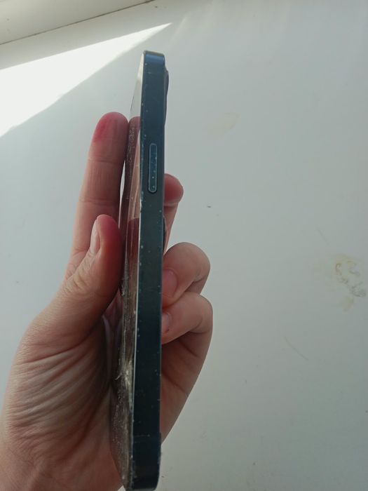 iPhone 13 mini темно-синий 128GB нерабочиий