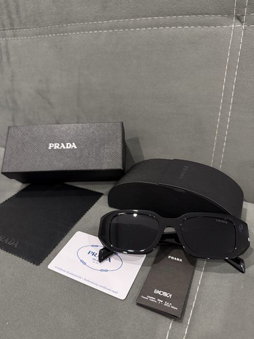 Ochelari de soare Prada Runaway noi in cutie