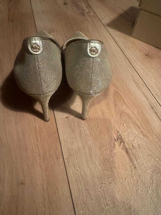 Vand pantofi dama MK