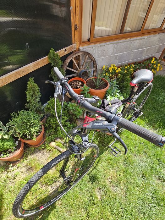 Продавам Boardman