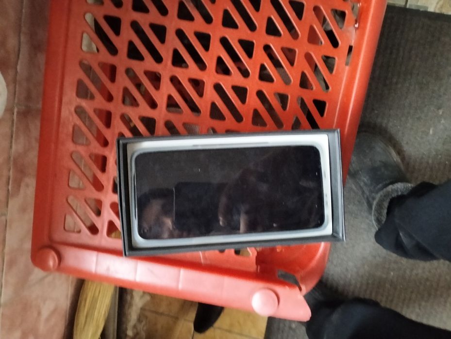 Продам телефон oppo reno7