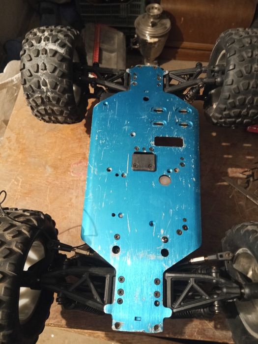 Шасси радиоуправляемой модели