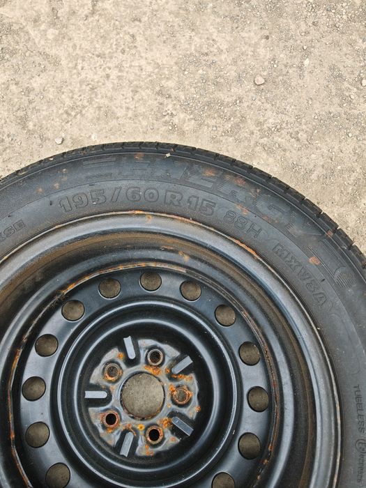 Гума с джанта (Резервна)