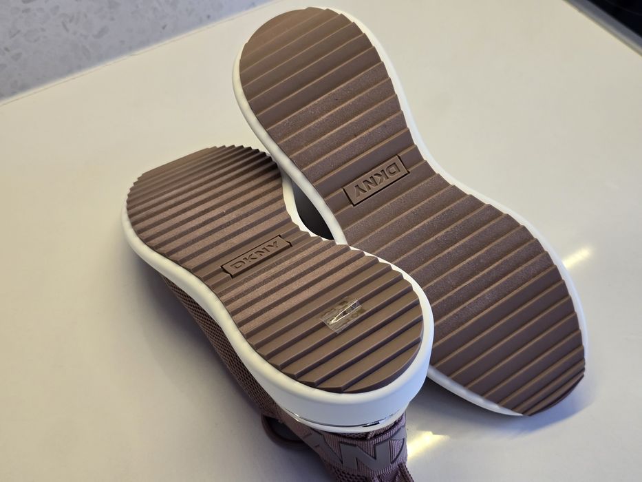 DKNY - sneakers 40.5