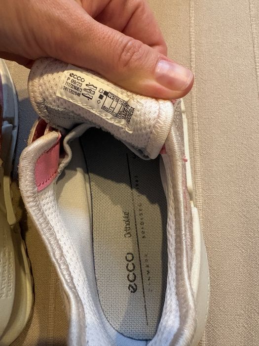Adidasi impermeabili Ecco, marime eur 30