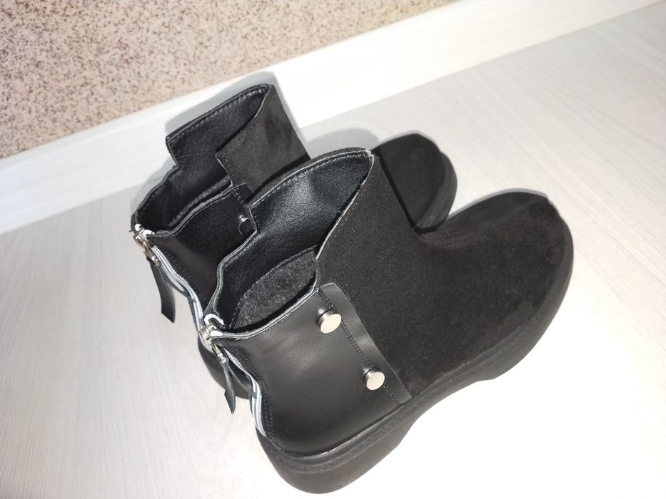 Женские модные сапоги