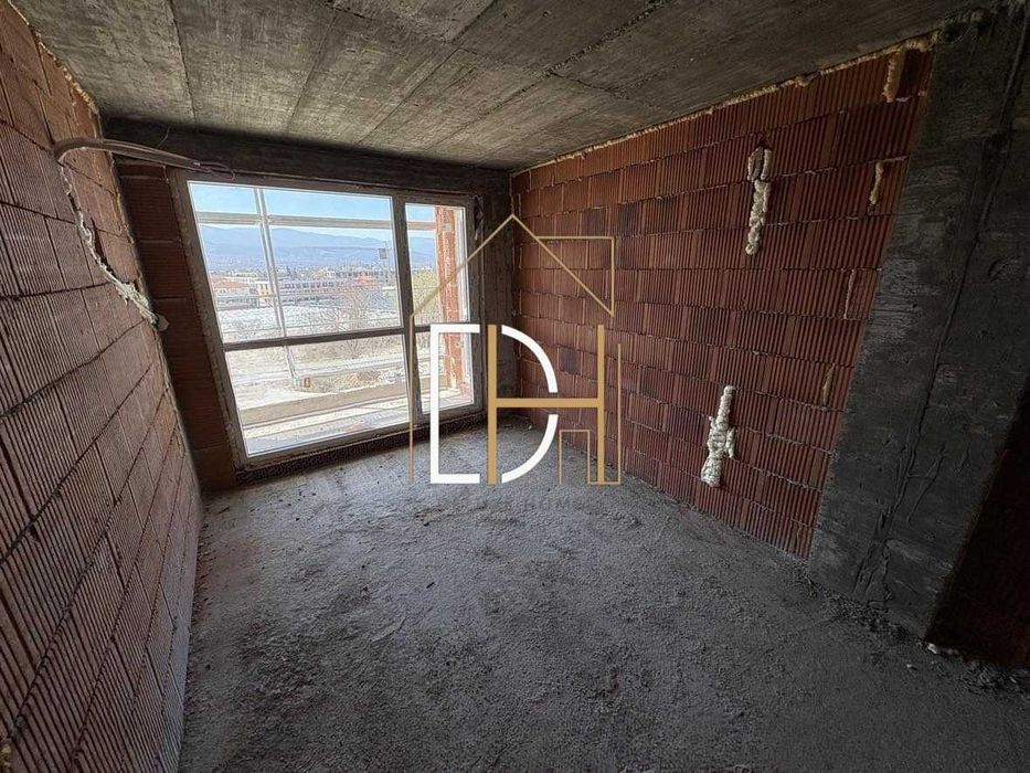 Продава се Двустаен апартамент в Пловдив, Южен - 74 кв.м за 1149 €/кв.м - Снимка #2