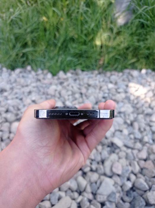 13 про 256 г емкост 82%