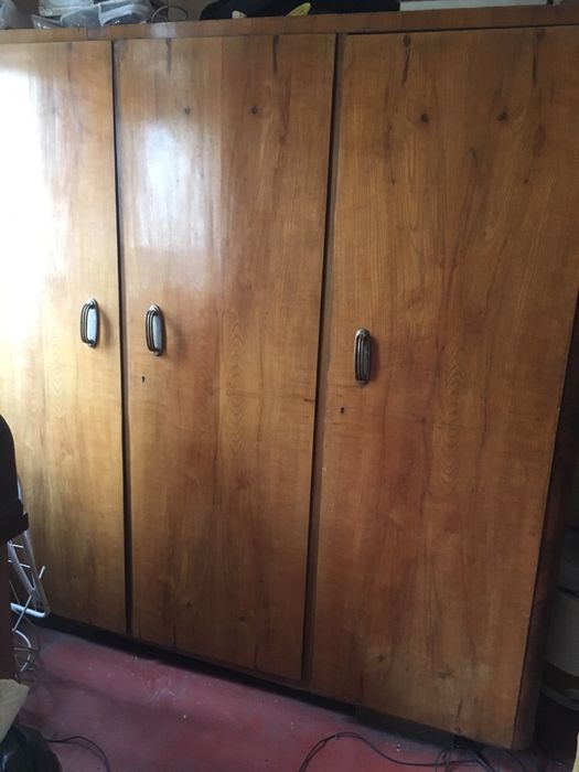 Стари мебели-гардероб , ъглови легла