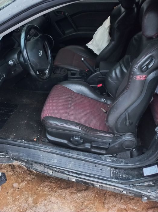 Hyundai coupe 2.0i 140коня 2005г на части