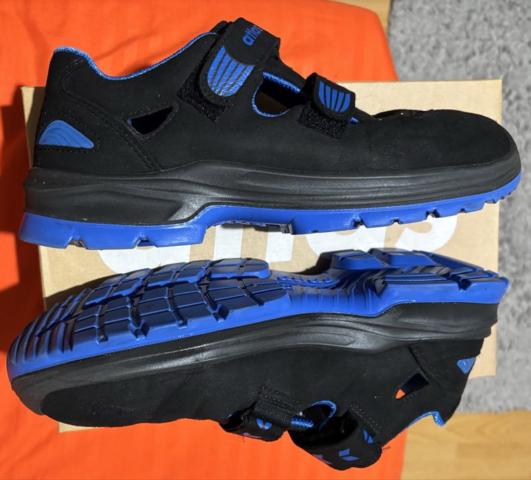 Vand pantofi/bocanci cu protectie