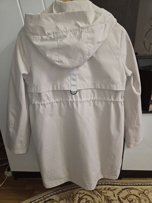 Плащ на девочку демисезон