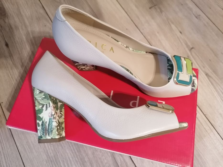 Pantofi piele naturală crem