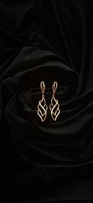 Золотые  серьги 585 проба
