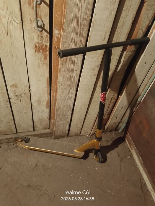 Трюковой самокат