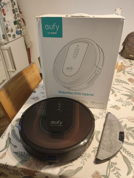 Прахосмукачка робот RoboVac G30 Hybrid