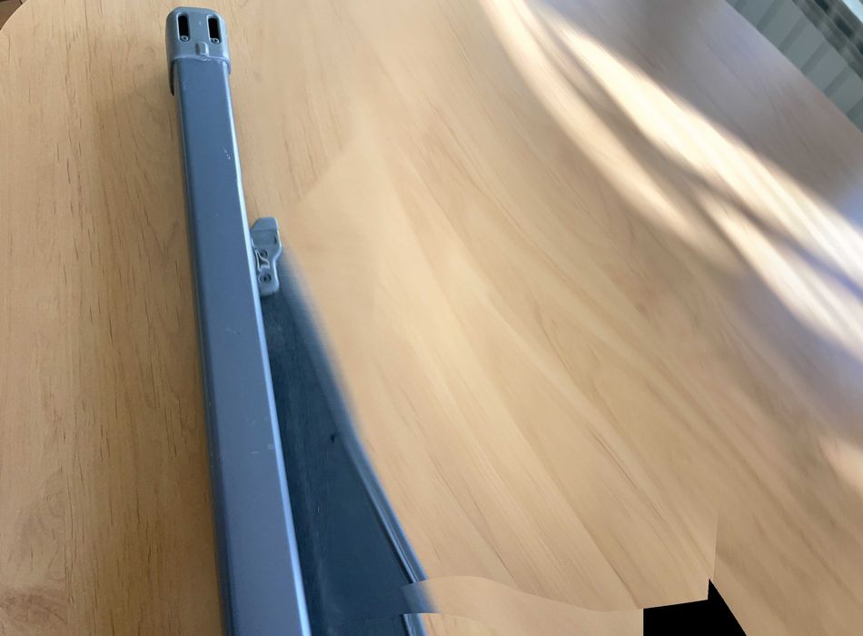 Продавам багажна щора за Ланд Круизер 120 ––– 2006 год.