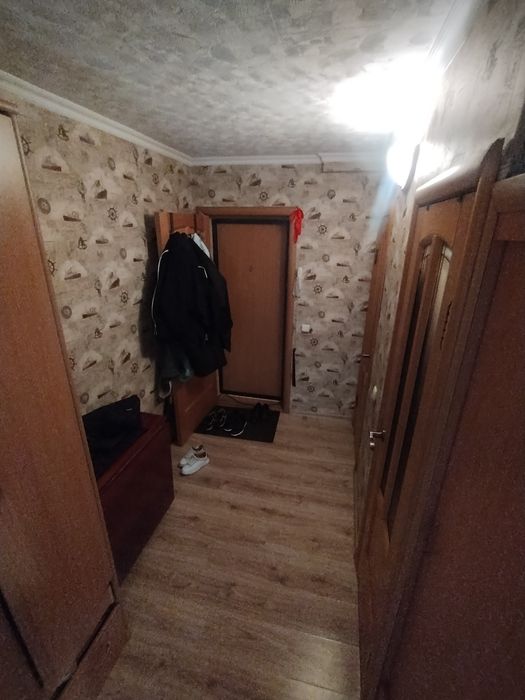 Продам полуторку на бульваре