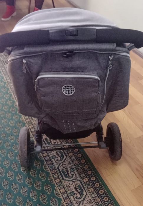 Новая детская коляска