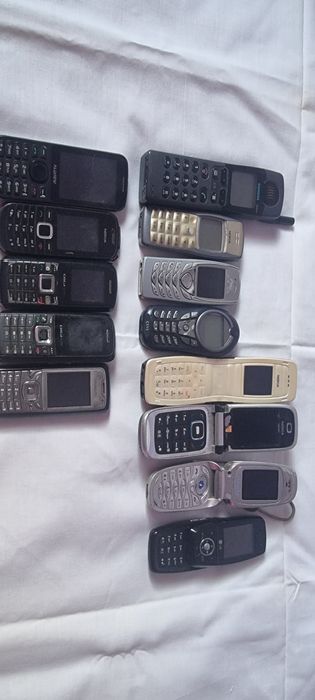 Lot telefoane vechi