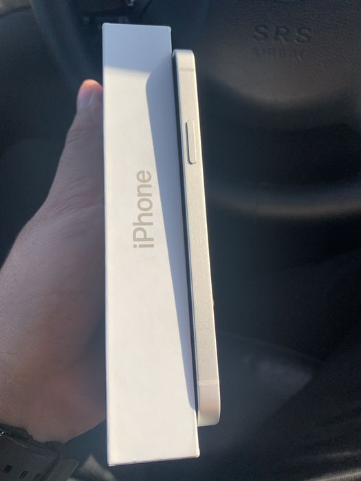 Продам Айфон 12 iphone 12