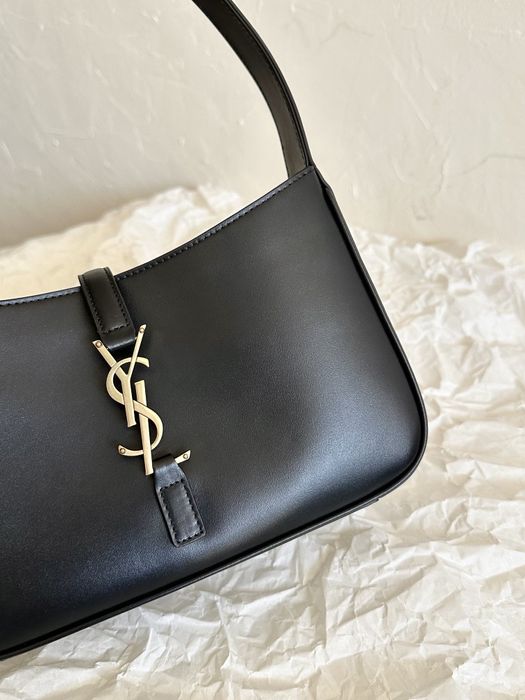 Geanta YSL Saint Laurent Le 5a7 23cm, tip Premium