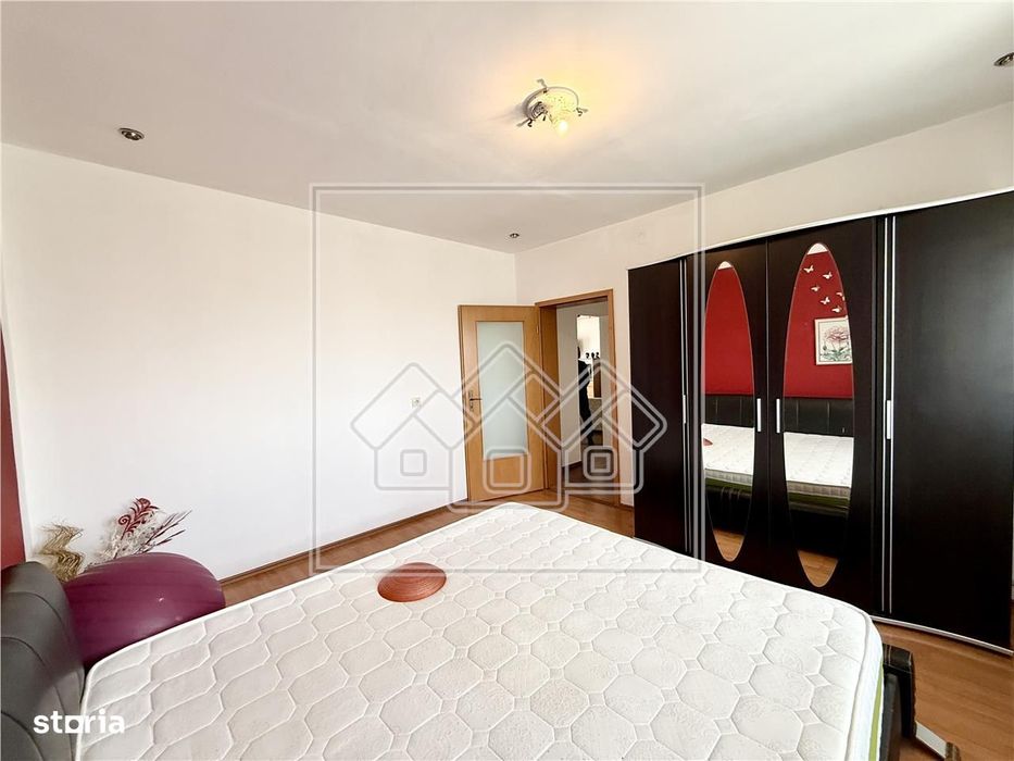 Apartament cu 4 camere, la casa, cu curte - Calea Tunisorului, Sibiu